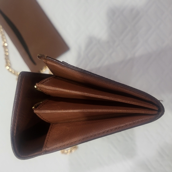 Louis Vuitton Brown Monogram Sarah Wallet - Picture 12 of 14